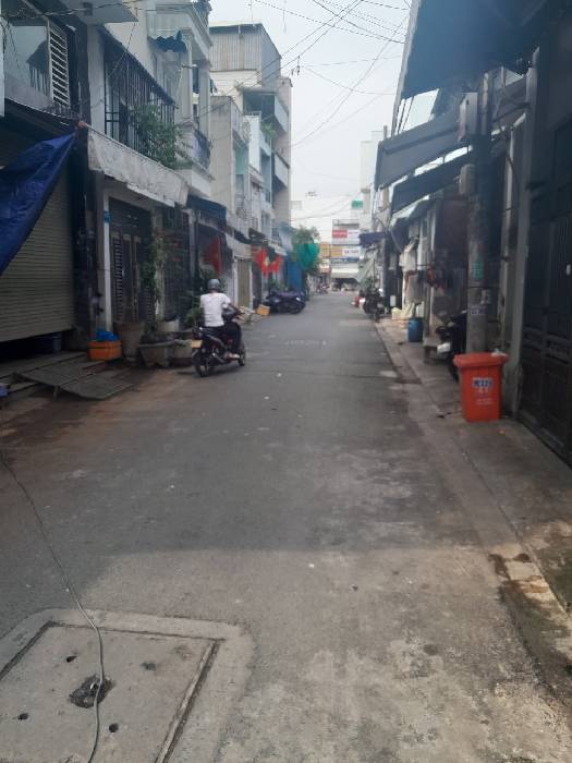 bán nhà 2 tầng hẻm 4m